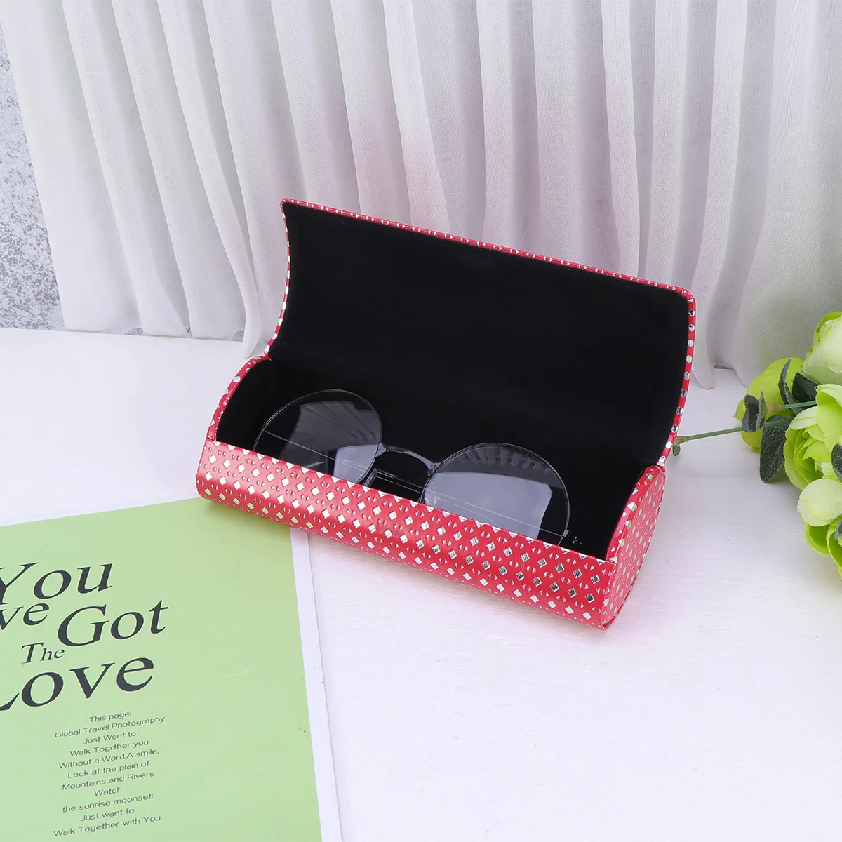 

Eyeglasses Case -Shell Rhombus Durable Stylish Protective Sunglasses Box Eyewear Protector Glasses Box