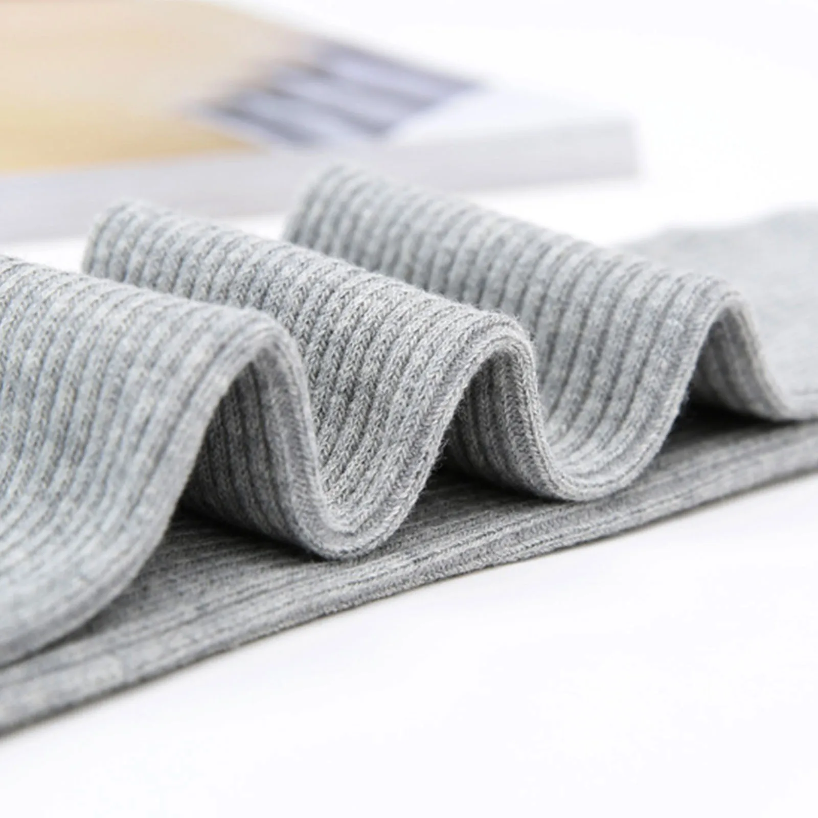 Modne, jednokolorowe podkolanówki damskie, trendy, uniwersalne, za kolano, długie skarpety damskie, termiczne, ciepłe legginsy.