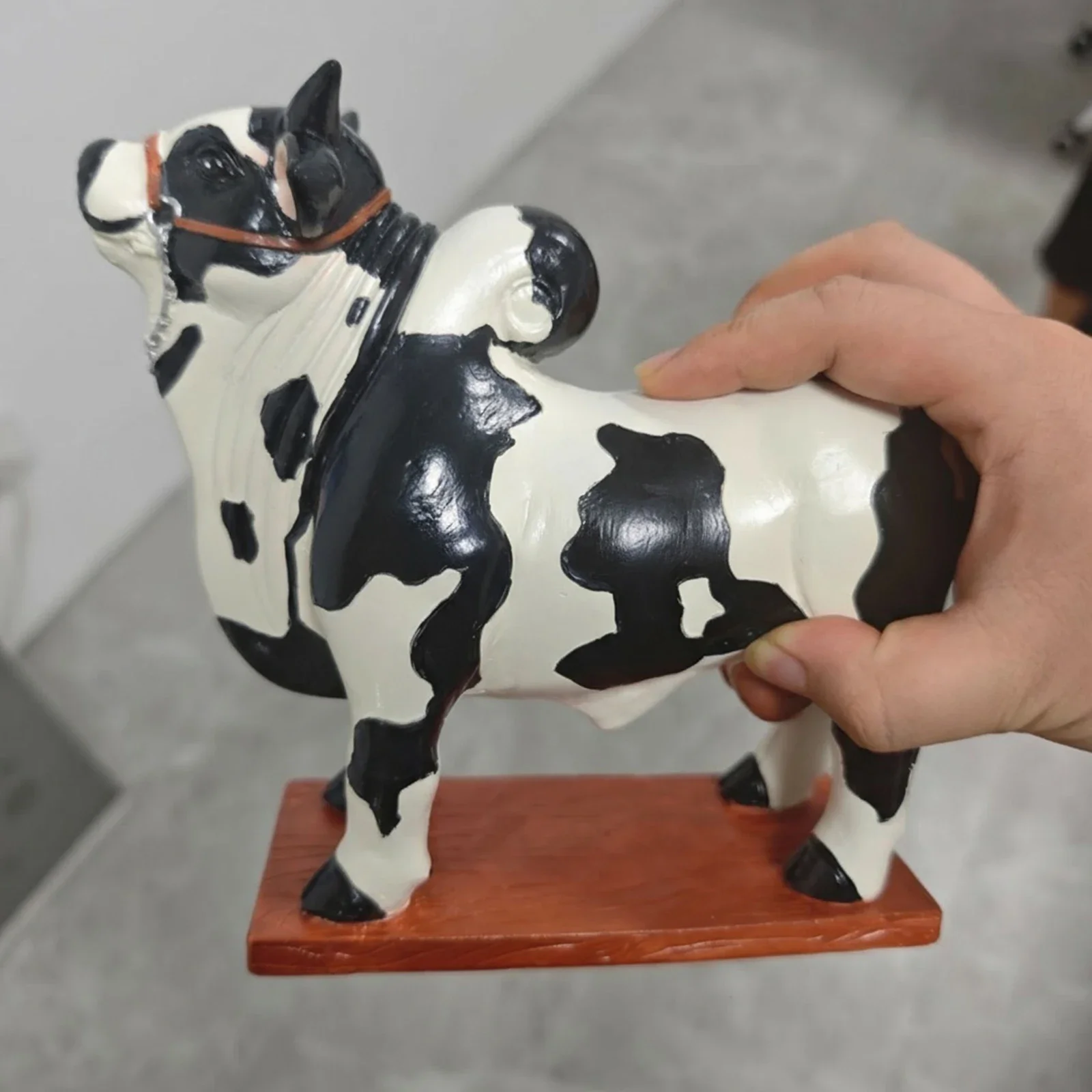Bull Liquor Dispensers Handcrafted Brazilian Charm for Your Home Bar 2025 Liquor New Bottle Holder Wine Aerator Pourer Spout