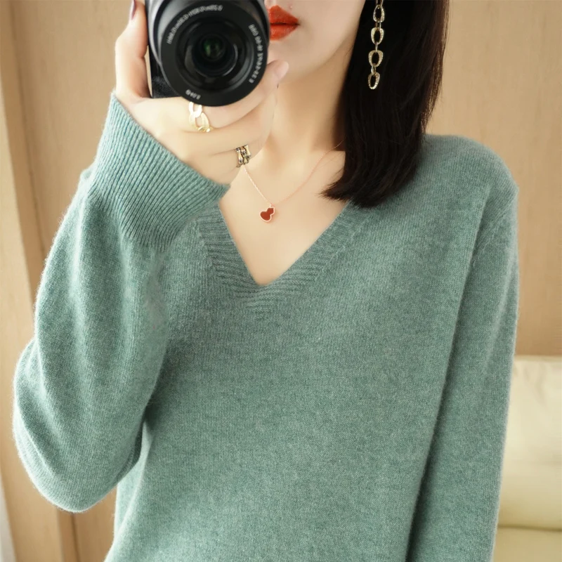 V-neck Knitted Sweater Women\'s New Western Style Loose Large Size Top Pullover 2022 Long-Sleeved Spring Summer Bottoming Shirt