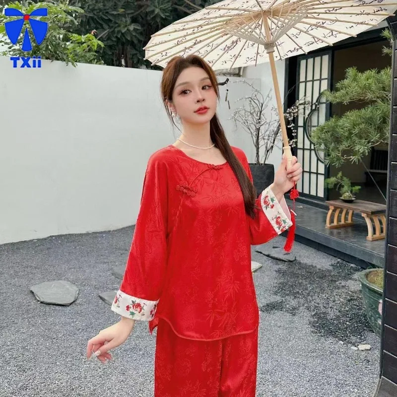 

Chinese Embroidered National Style Spring and Summer Explosions Round Neck Fashion Ice Silk Pajamas suit Elegant Home Clothes