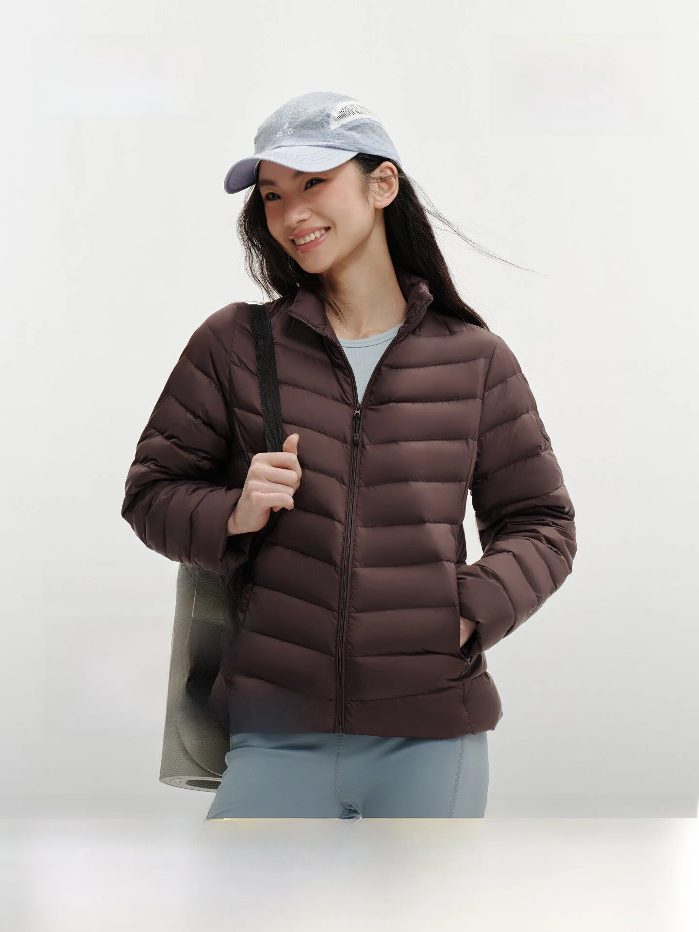 

Lightweight Short down Jacket Women's Coat Portable Stand Collar Three-Proof Inner Bosideng Casual Fit Zipper Pocket Polyeste...