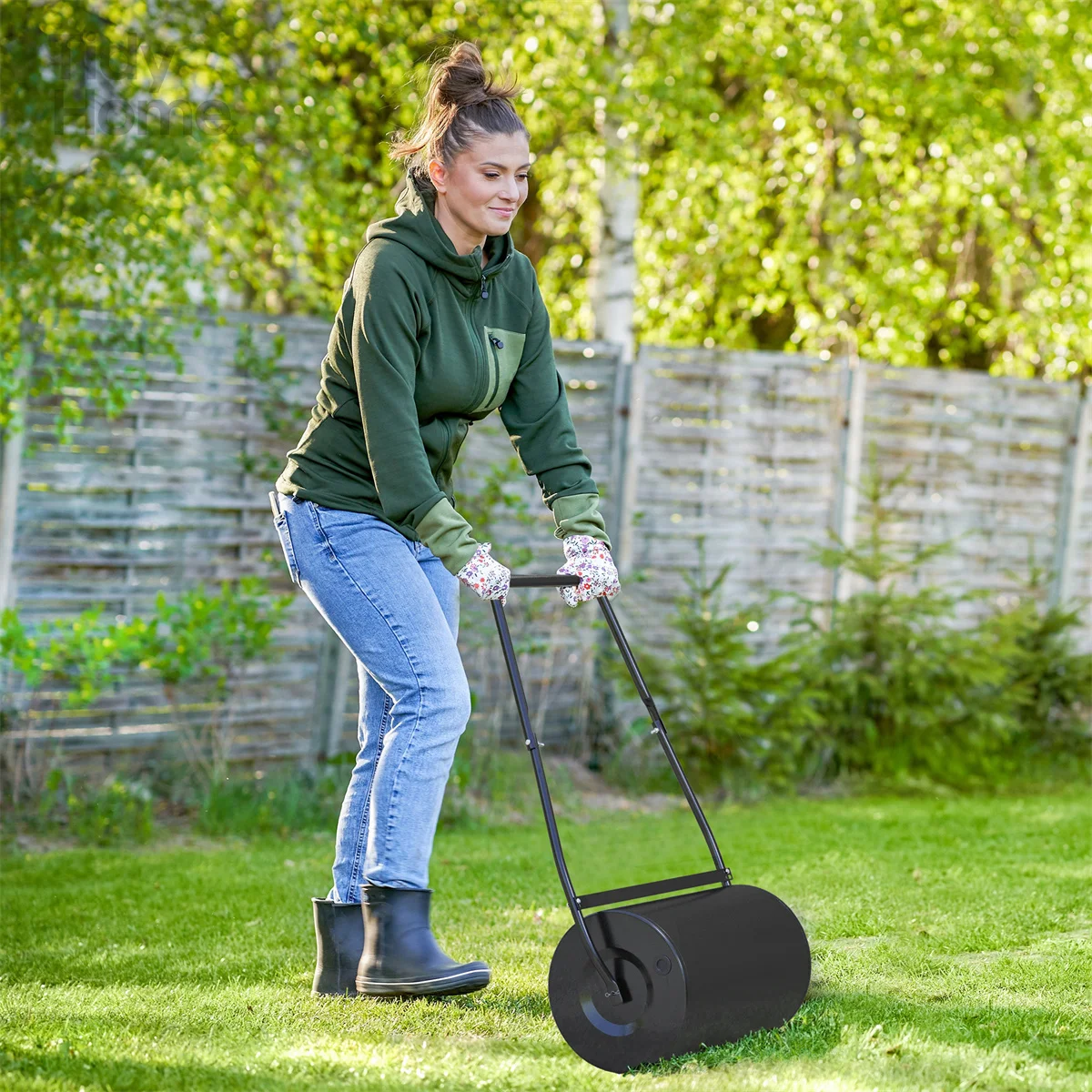 

Lawn roller,U-handle,Rounded edges cylinder,fit for flattening uneven ground caused or packing down newly sown seed or sod,black