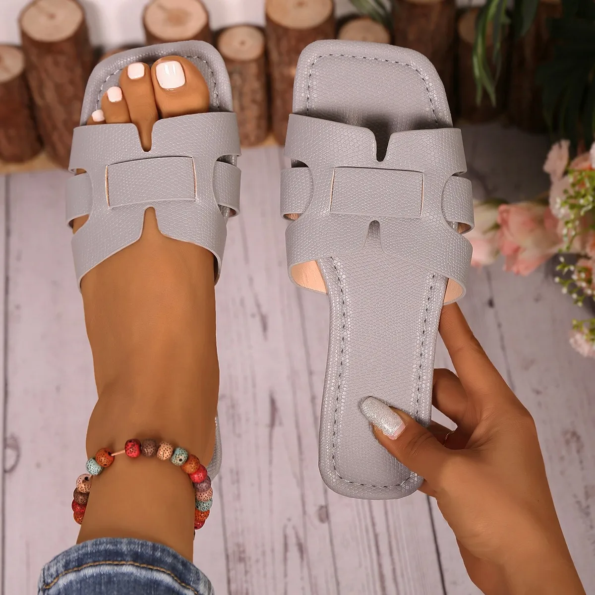 Women's Flat Sandals, Summer Fashion Slip-On Slippers, Square Toe Open-Toe Design, Suitable for Everyday Wear, Mom Shoes, Mother's Day Gift