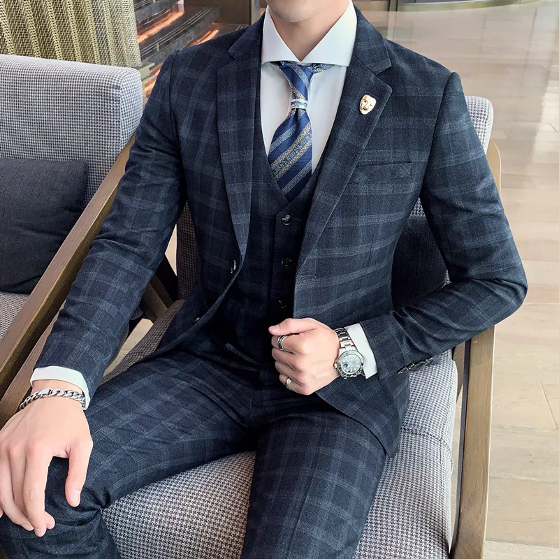 Plaid  (suit + Waistcoat + Trousers) Wedding Dress Fashion and Handsome Fashion British Style Slim-fit Business Three-piece Set