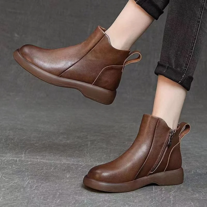 2025 nuevas botas de tobillo con cremallera lateral para mujer, botas Chelsea de suela gruesa, botines informales versátiles de estilo Vintage para Otoño e Invierno