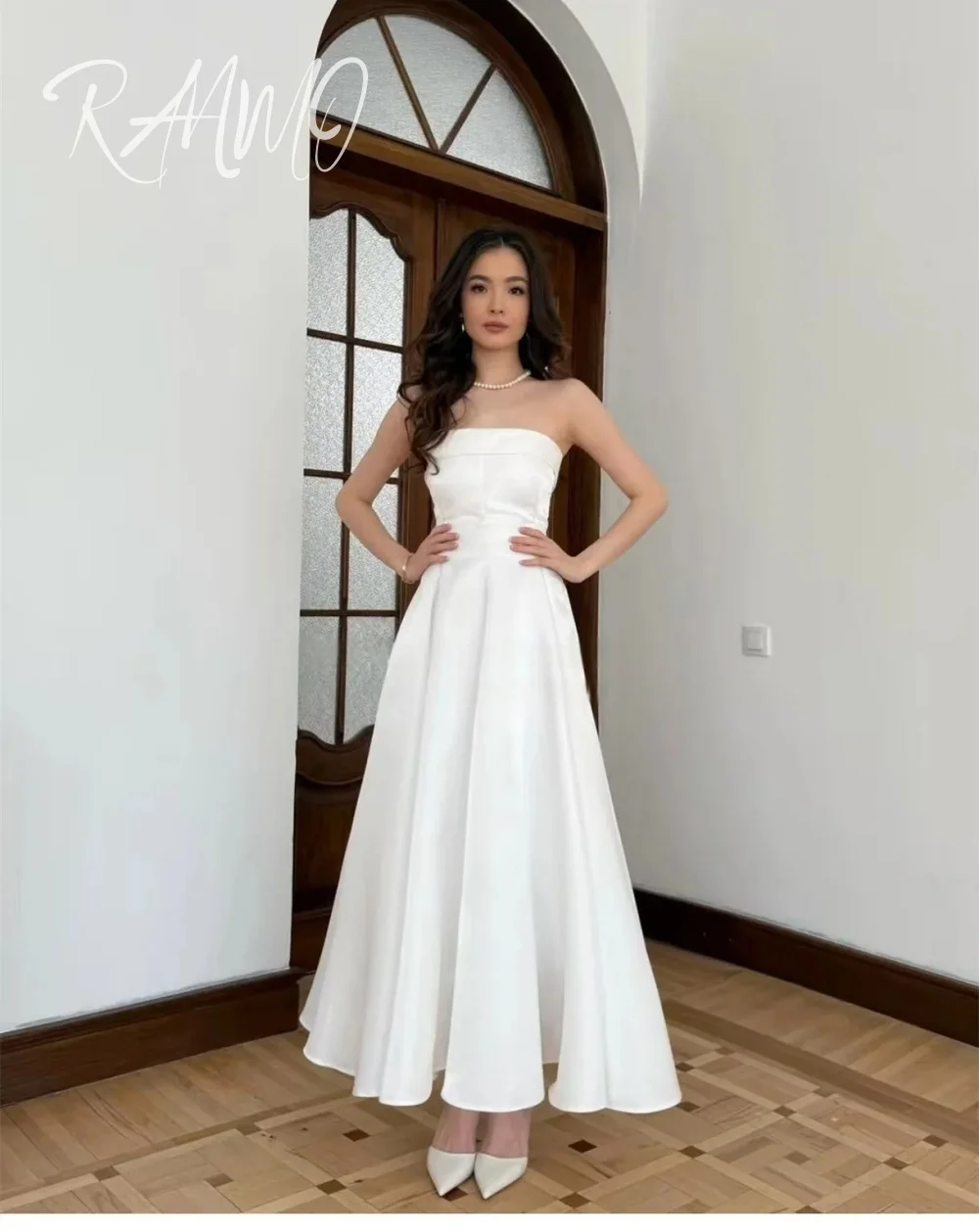 فستان زفاف Ranmo مخصص بسيط بدون حمالات من الساتان على شكل حرف A بدون أكمام وأربطة من الخلف بطول الكاحل ذيل محكمة فستان زفاف 2025