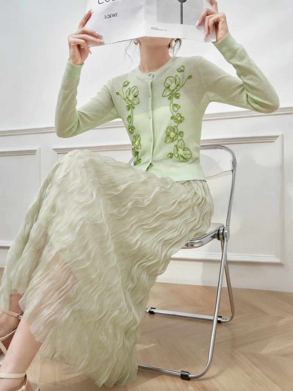 

Spring 2026 Green Long Sleeve Hook Flower Top Half Skirt Fashion Set for Women High Waist Universal Fit Casual Loose Style