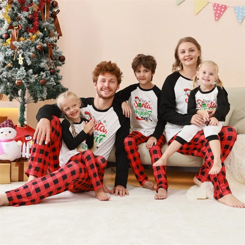 Casual Cotton Family Loungewear Christmas Sleepwear with Unique Letter and Designing Cosy Parent Child Home Outfit