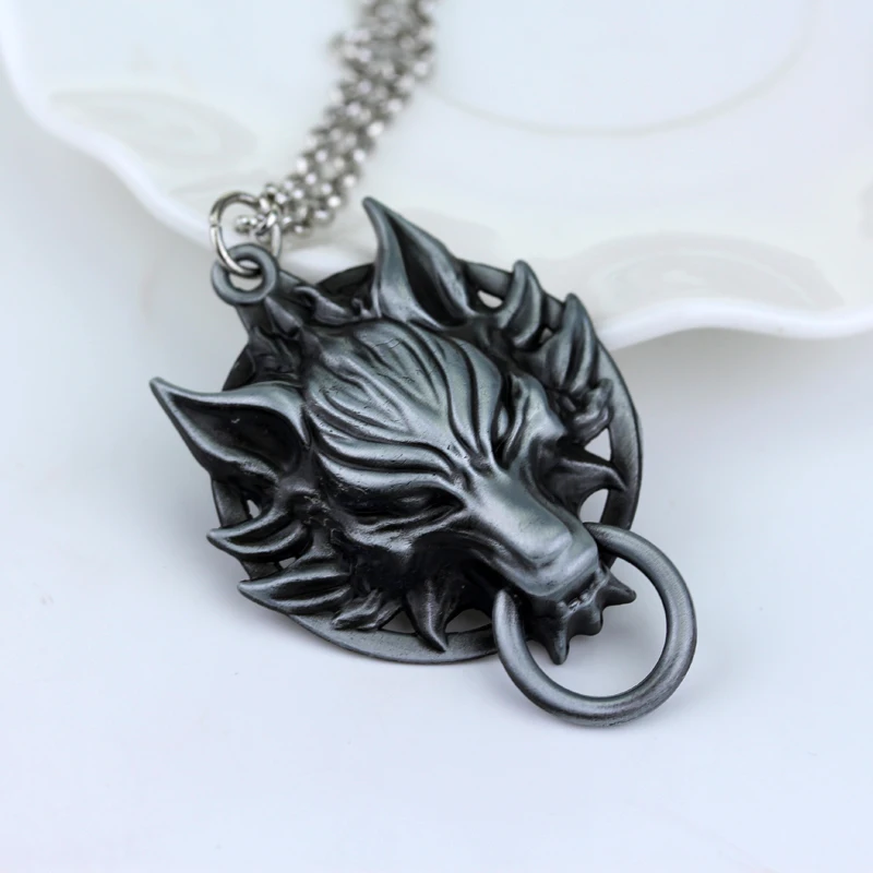 Vintage FF8 Final Fantasy VIII Necklace Sleeping Lion Heart