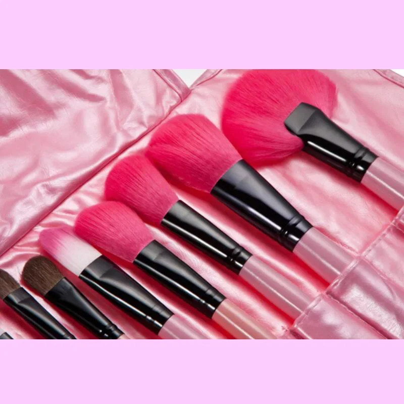 Set di pennelli per trucco da 24 pezzi con custodia Set di pennelli per trucco completo multi-tipo Pennello per fondotinta in polvere Strumento cosmetico professionale