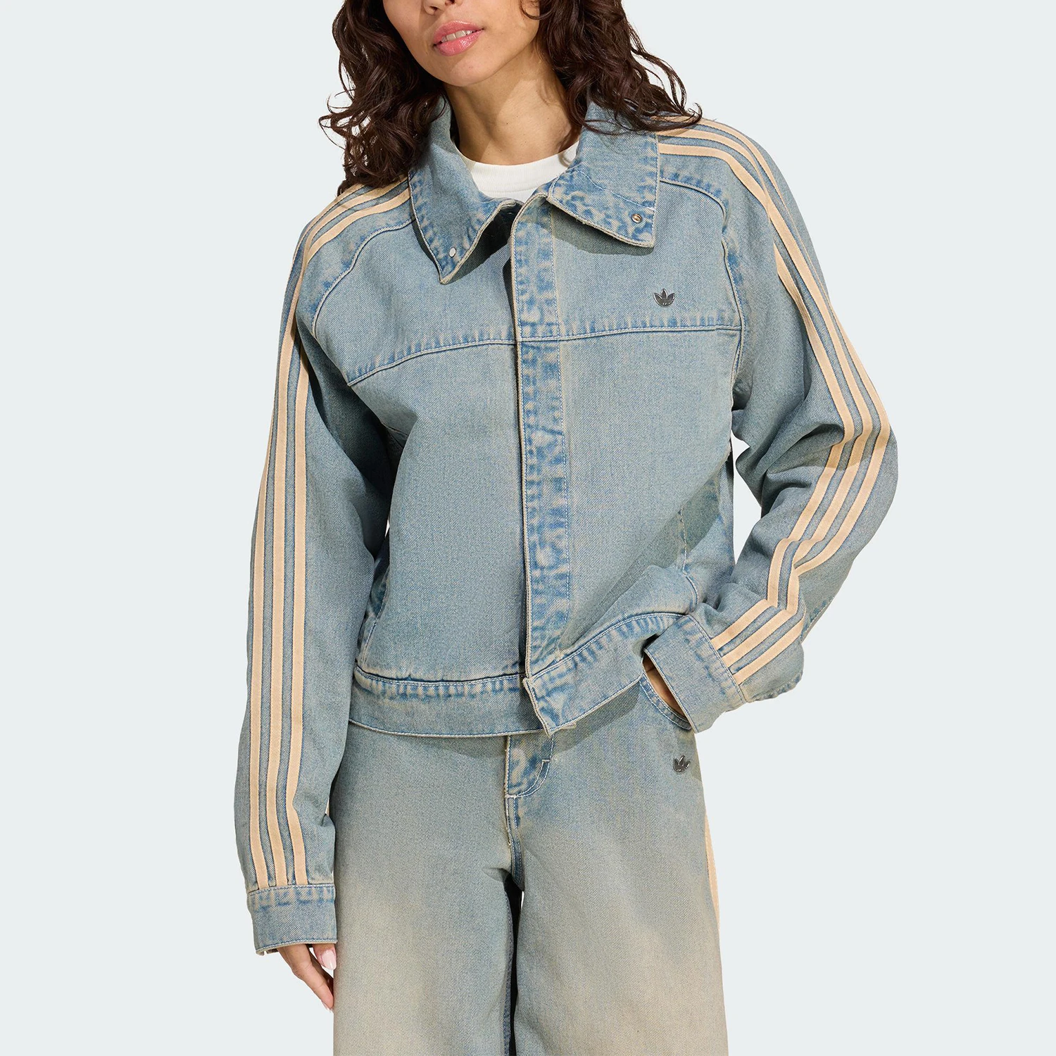 

Женская джинсовая спортивная свободная куртка Adidas Originals JY2872