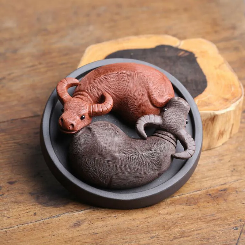 Yixing Zisha Tea Pet Handmade Two Buffalo Figurine Purple Clay Ox Statue Kung Fu Tea Table Decoration Ornament