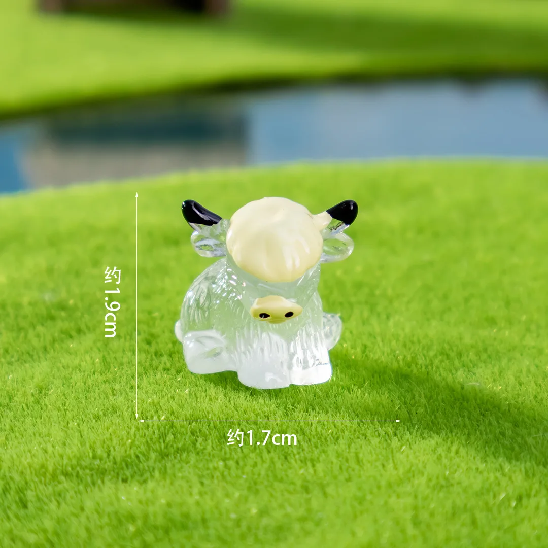 20 قطعة مضيئة الساحرة البسيطة المرتفعات البقرة التماثيل راتينج لطيف الحيوان المنحوتات DIY بها بنفسك الحرف دمية حديقة لديكور الغرفة