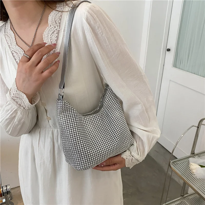 Women INS Fashion Rhinestone Square Bag Ladies Messenger Bag Designer Pearl Chain Shoulder Corssbody Bags Сумка Женская Багет