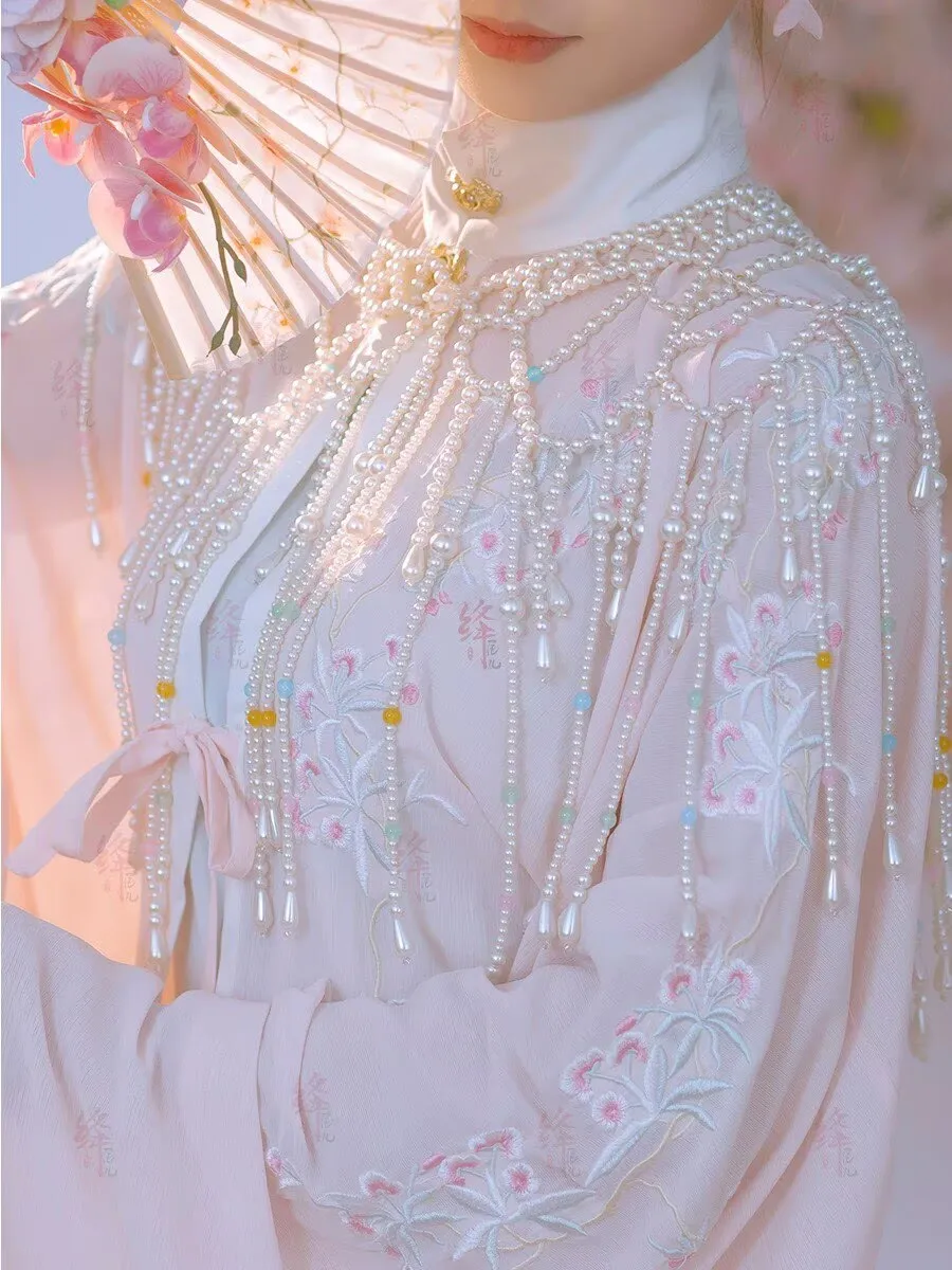 Handmade Pearl Cloud Shoulder Women Chinese Hanfu Accessories Beaded Tassel Cloud Shoulder Qipao Hanfu Shawl