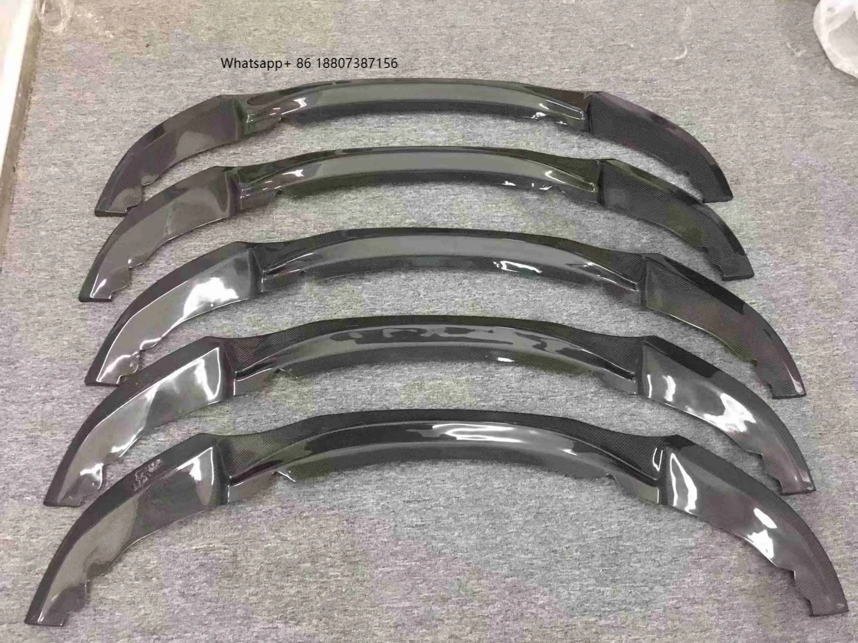 

RG Style Carbon Fiber Front Lip for 1 Series F20 2011-2014 RG Style Front Bumpers Lip