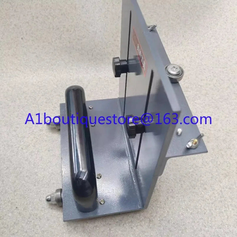 Plastic floor construction tools, wall trimmer, push according to the wall, two-way cutting 7-20 cm adjustable