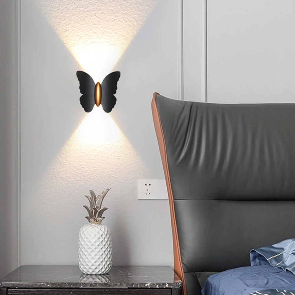 

WaterProof WallLamp OutdoorLight Fixtures ElegantDesign AluminumMaterial CozyEffect Hallway Bedroom LivingRoom Courtyard