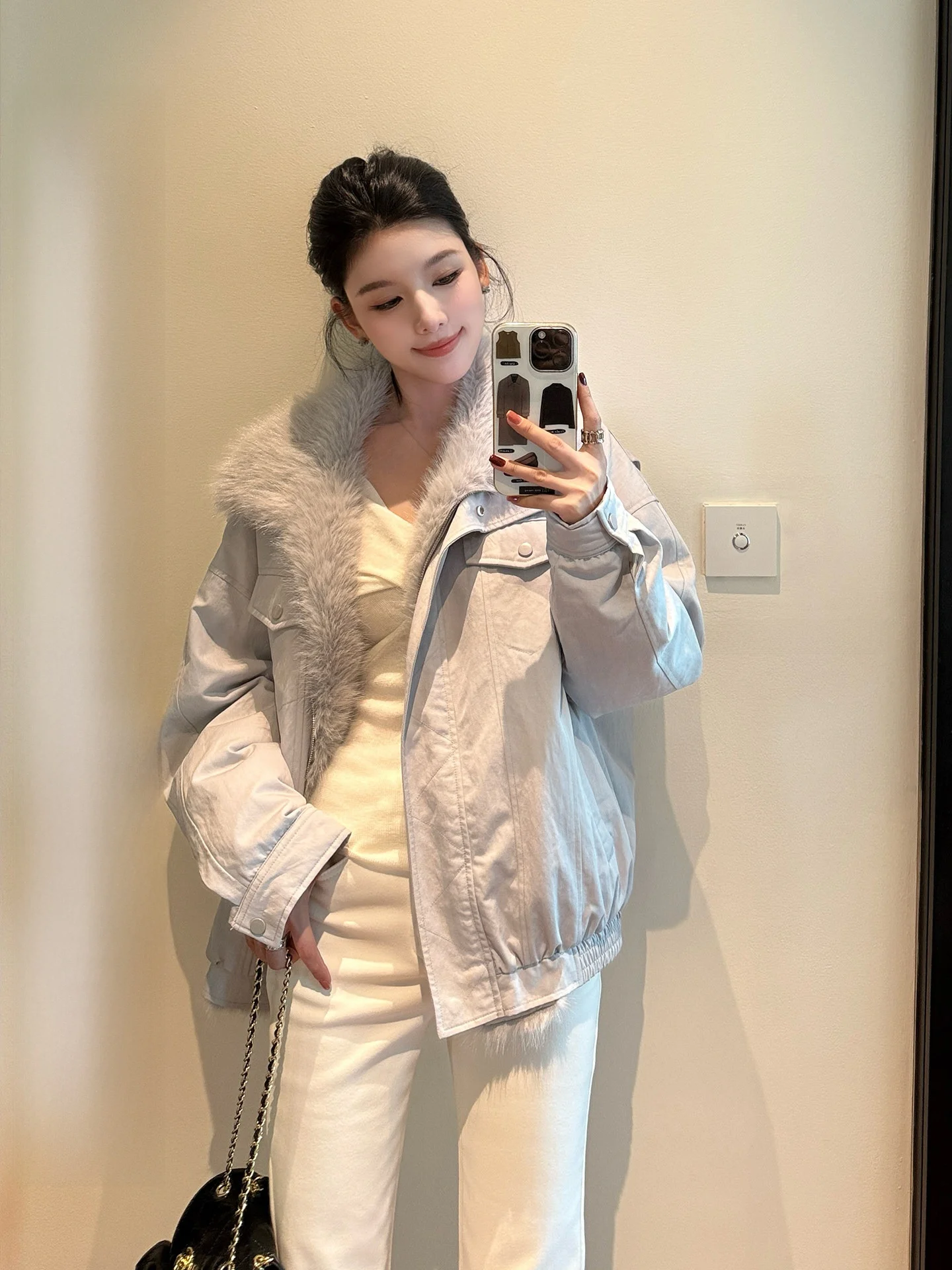 

Thickened Ultra Warm White Duck down Coat Women's Winter Fashion Puffer Jacket with Fur Collar 2025 New Style Island Style