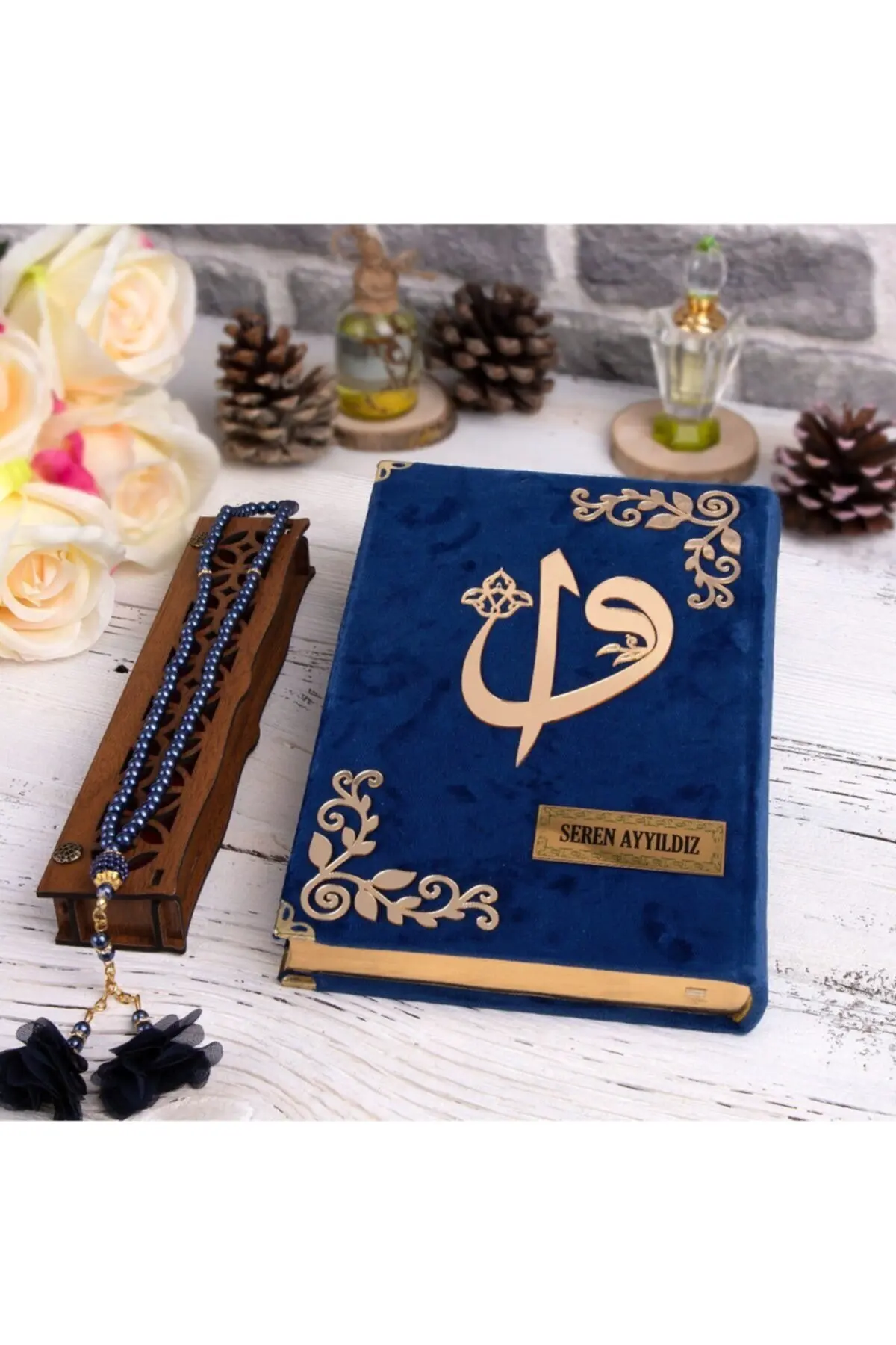 

Gift Quran Velvet Plated Rosary Box Medium Quran Book Muslim