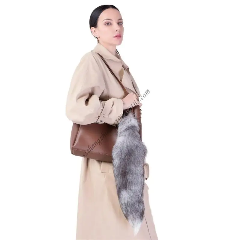 مجموعة Q6RB من 3 Foxes Tail Rings Soft Halloween Bag Bag سحر Keyring Cosplay Assplay