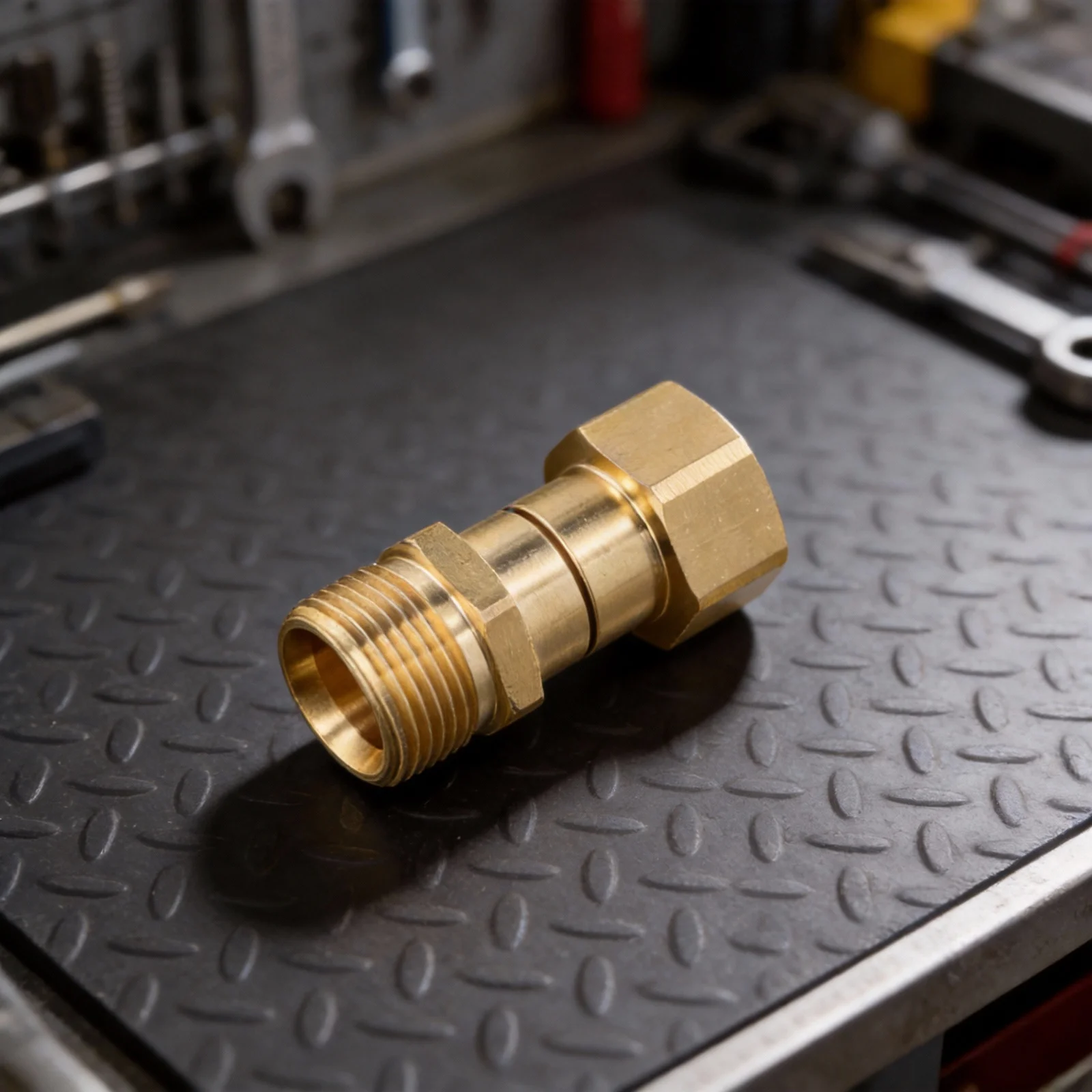 Pressure Washer Swivel Hose Joint with M22 15mm Thread Brass Body Offering Full Rotation Capability and Secure Fluid Transfer