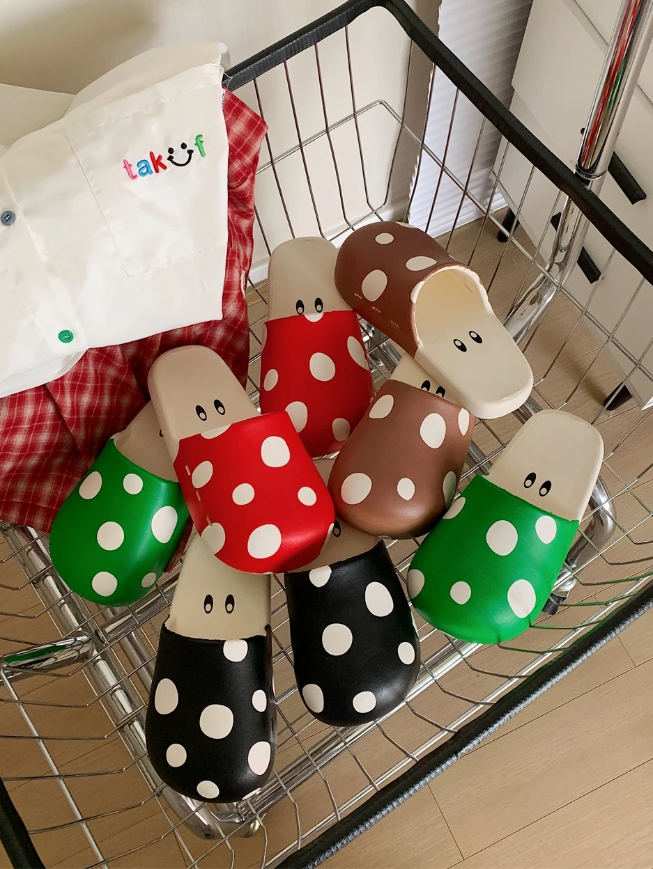 Women Slippers Indoor And Outdoor Cover Toe Slippers For Women 2024 Summer Cute Mushrooms Casual And Anti Slip Beach Slippers