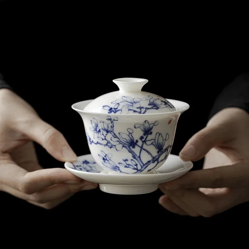 

Чайная чаша Гайвань 140 мл, сине-белая, с узором магнолии, японская чайница с крышкой, набор для приготовления чая, декоративная чаша, принадлежности для чайной церемонии