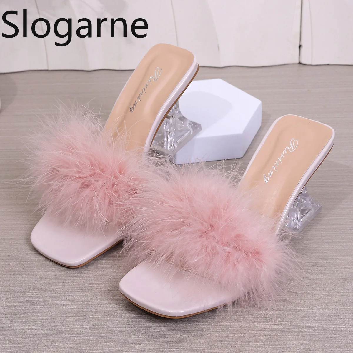 Modische High-Heel-Sandalen für Damen Kunstfell-Pantoffeln Kristall-Spike-Absatz Abendpumps Mädchen Sommerschuhe Fell-Sandalen