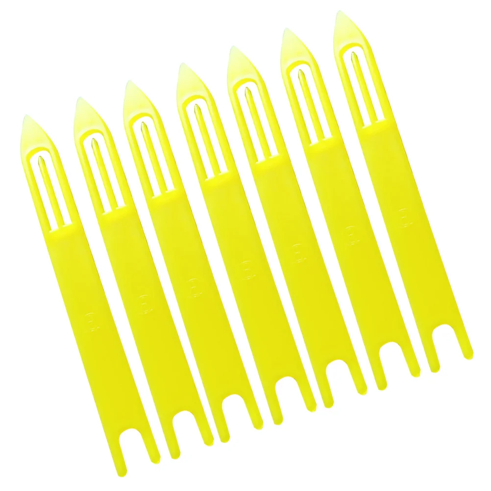 

30Pcs Durable Plastic Fishing Net Repair Tool Knitting Shuttles Smooth Running Sewing Accessories 0.8x13cm Yellow