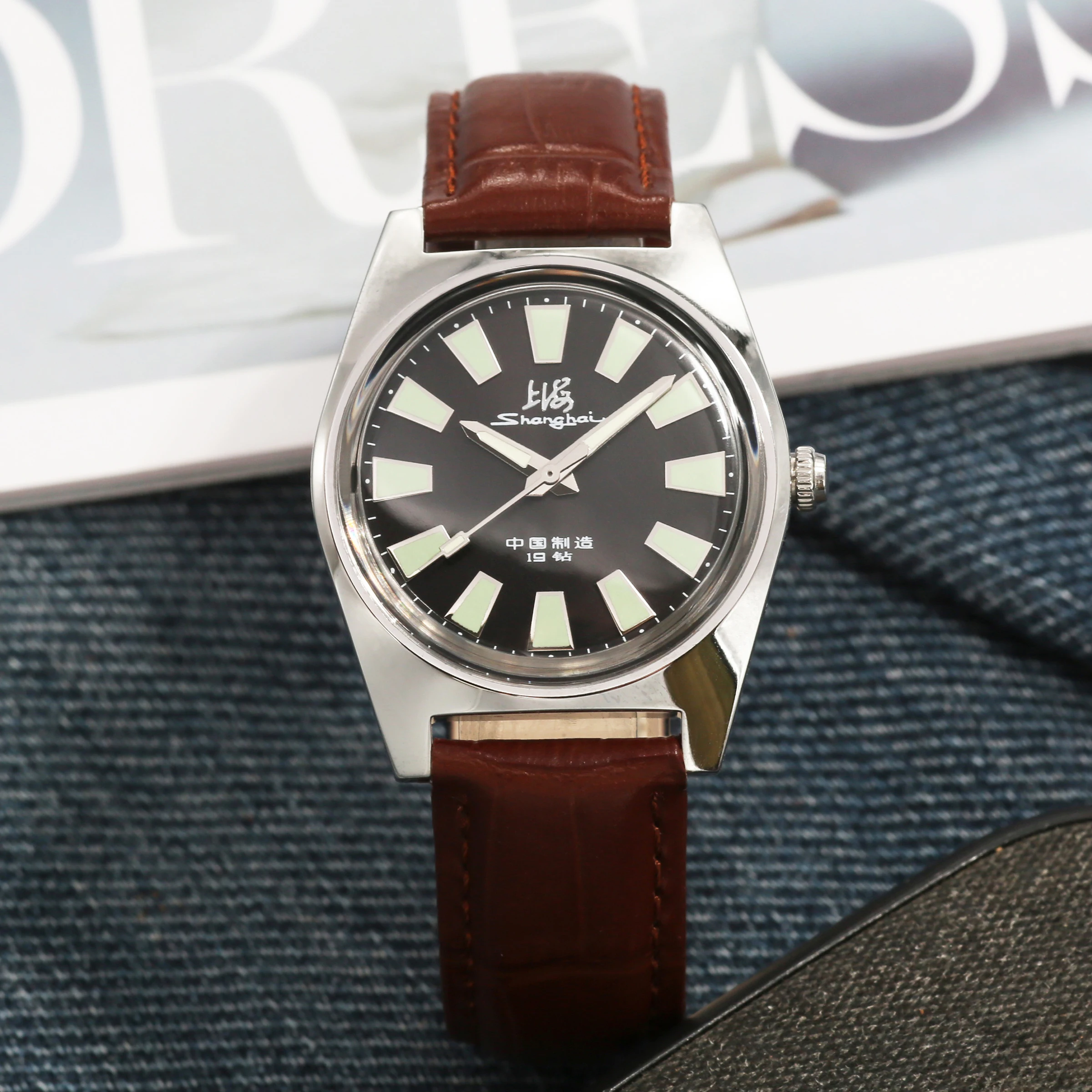 China Shanghai Dress Watch Vintage Collector Timepiece Gift for Gentlemen Wholesale Drop Shipping Factory Supply