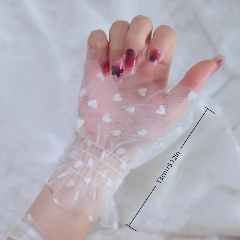 1 paio di guanti per foto di nail art in tulle a forma di cuore con polsino a pieghe finto Puntelli per manicure Suggerimenti per unghie Manicotto per esposizione Accessorio di moda per Ph