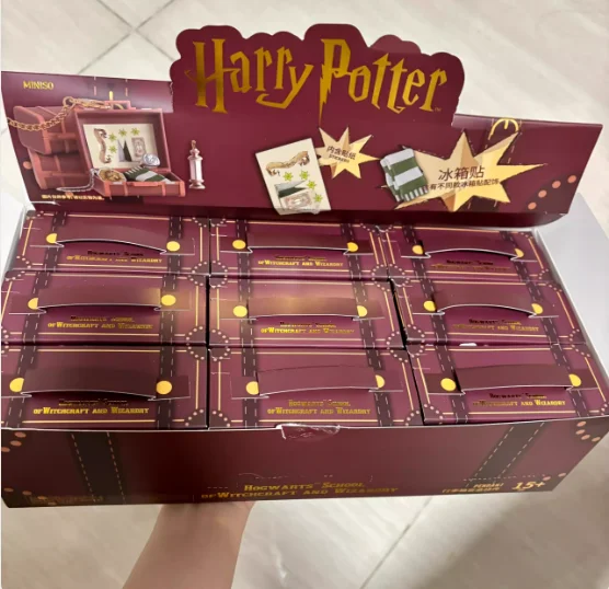 MINISO Harry Potter Collection Zweinstein School voor Hekserij en Tovenarij Bagage Blind Box Hanger