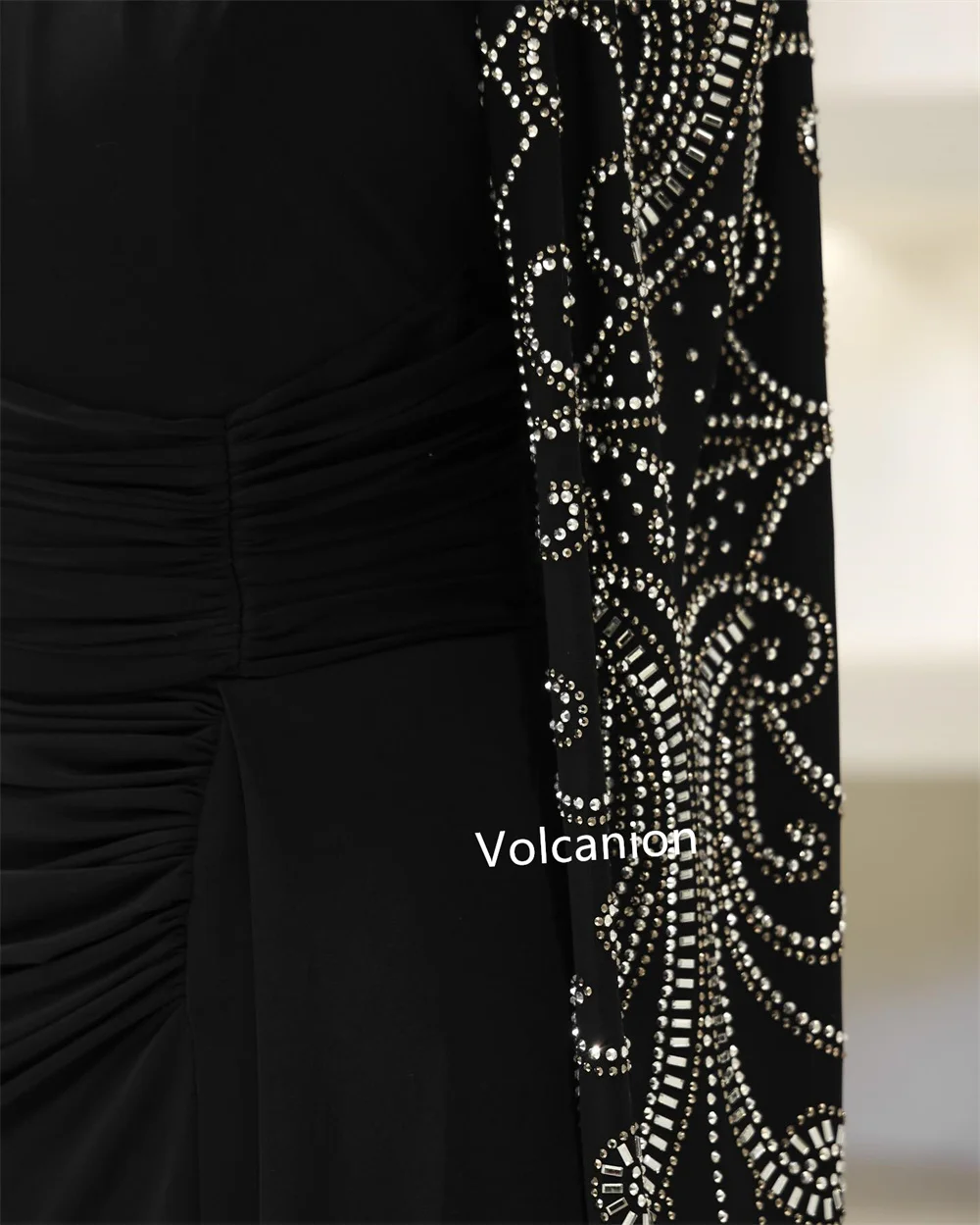 Шифоновые плиссированные длинные платья трапециевидной формы с высоким воротником по индивидуальному заказу, элегантные, простые, в тон