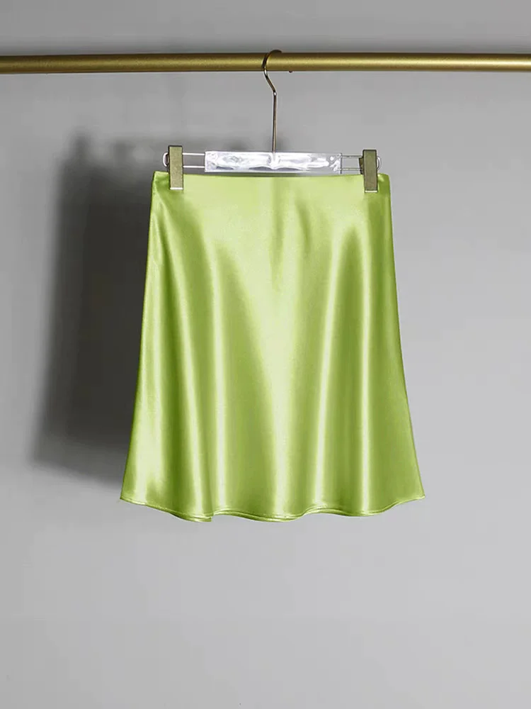 Short grass green