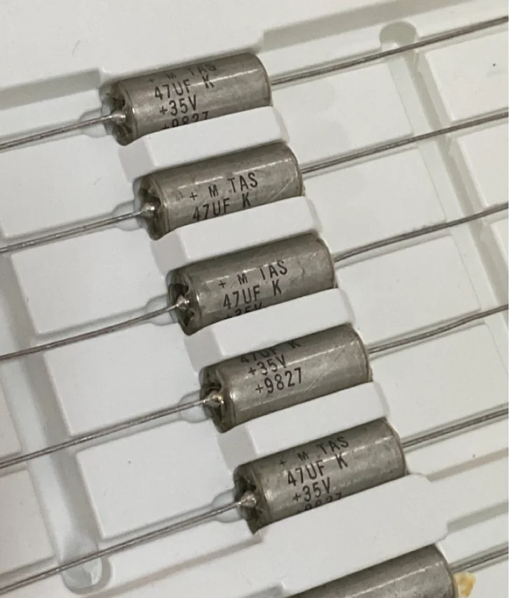 

10pcs/lot Original American MALLORY 47UF 35V 8x20mm Axial Gold Sealed Tantalum Capacitor Copper Shell free shipping