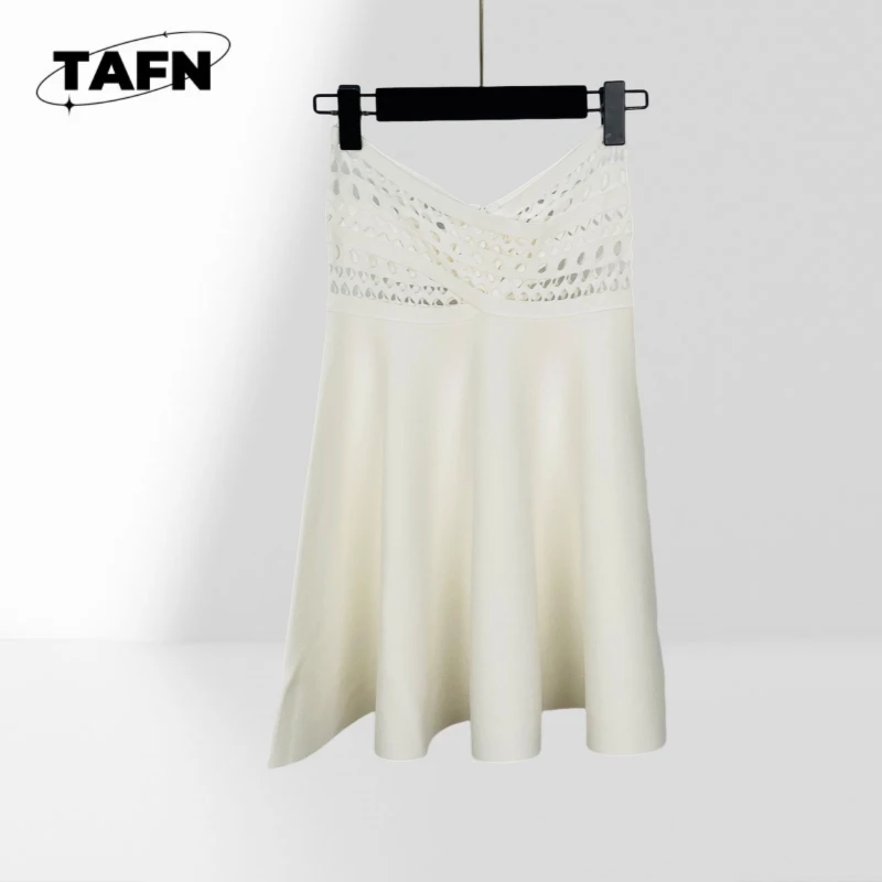 Women White Knit Strapless Mini Skirt Out Cutout Waist Flared A Line Short Skirt Solid Casual Party Bottoms BG1745