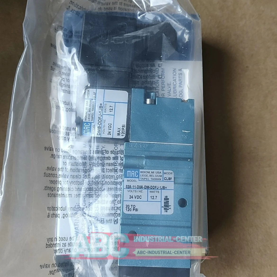 

New electron magnetic valve original 52A-31-DOB-DM-DDAJ-1JM