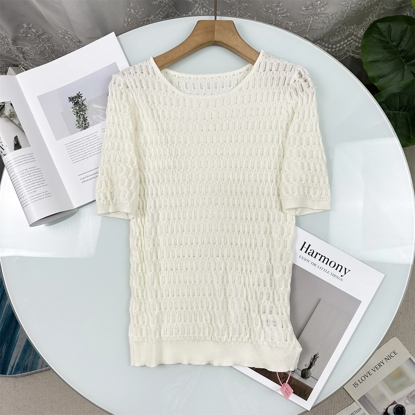 

Commute Ready Ice Silk Linen Short Sleeve Knitted Sweater Women's Loose Fit round Neck Pure Color Spring 2026 Fashion Trend
