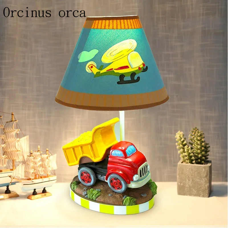 Cartoon creative car table lamp boy bedroom children's room lamp modern simple manual resin table lamp free shipping