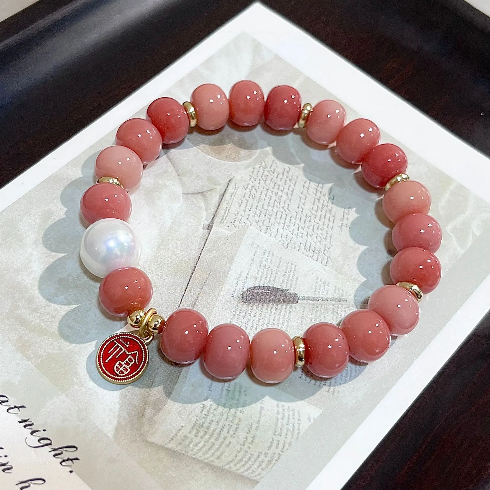 

Natural Ice Transparent Powder White Jade Root Art Bodhi Zi Double Circle Hand String Female Plate Play Buddha Prayer Beads