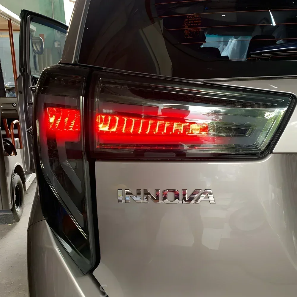 

For Toyota Innova 2016-2020 Auto Rear Back Lamps Accessories Upgrade LED Dynamic Turn Car Taillights Plug and Play Assembly