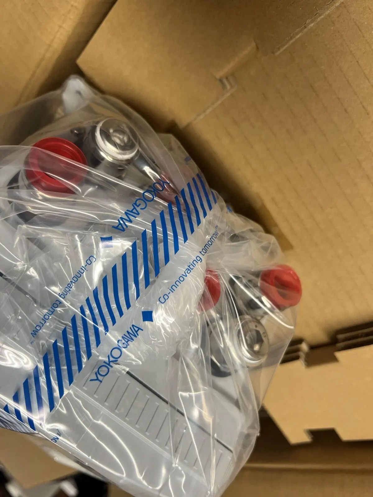 Brand New Yokogawa ZR402G-T-E-E-A/SCT Oxygen analyzer NEW FedEx or DHL