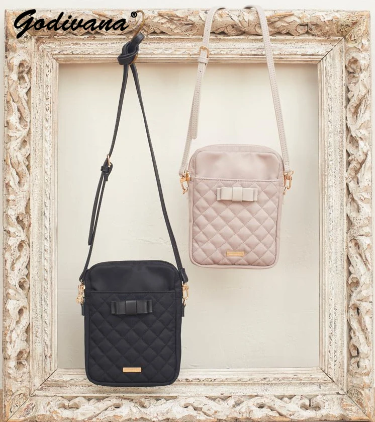 

Diamond Mini Crossbody Shoulder Bag New Japanese Style Girl Women's Sweet Pink and Black Portable Small Camera Bag