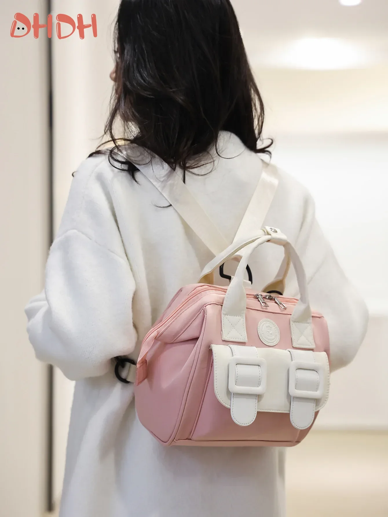 

Модный рюкзак для подгузников для мамы и ребенка большой вместимости и легкого дизайна для прогулок для беременных