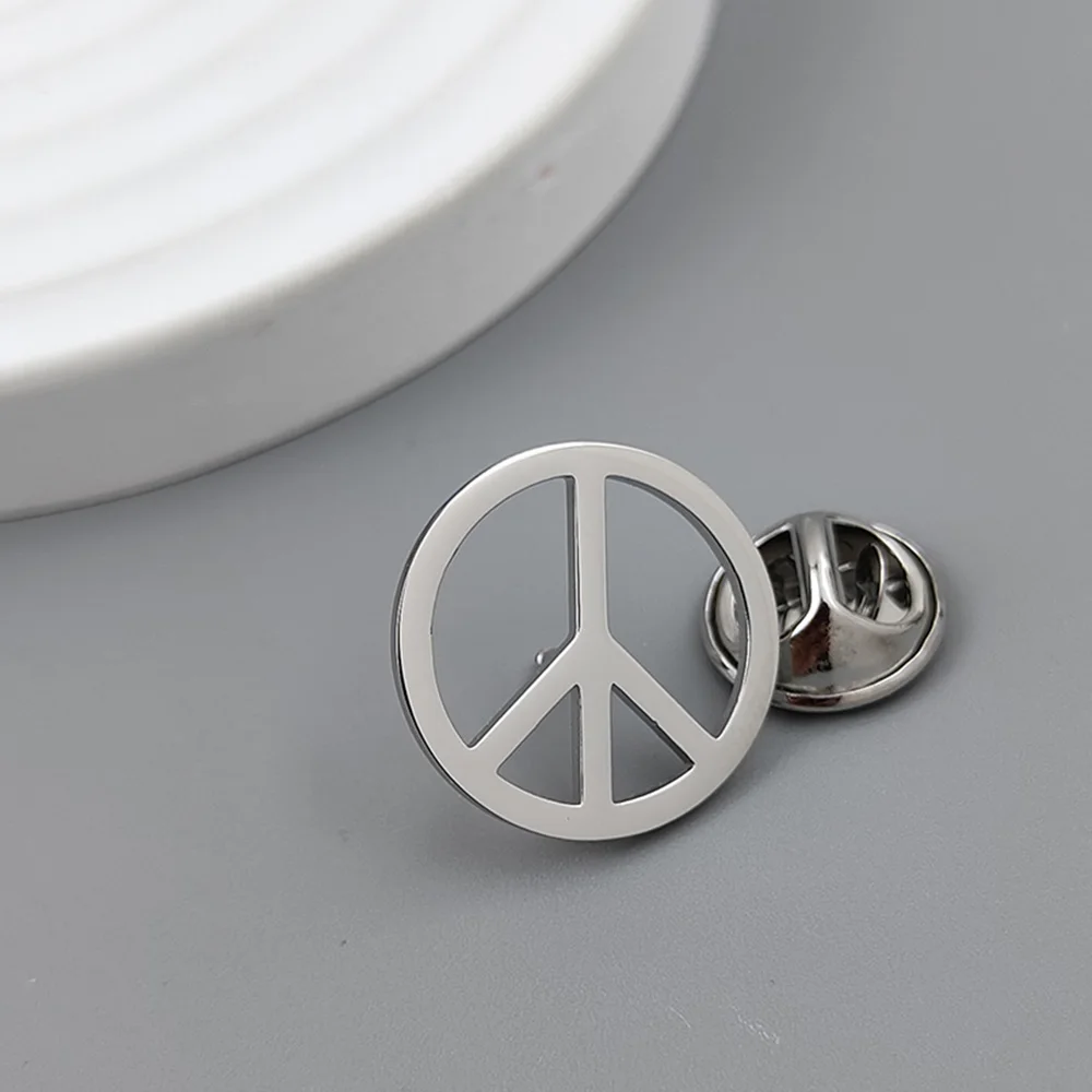 Round gold-plated peace symbol badge, women’s anti-exposure buttons, suit lapel pin, collar brooch, formal accessories