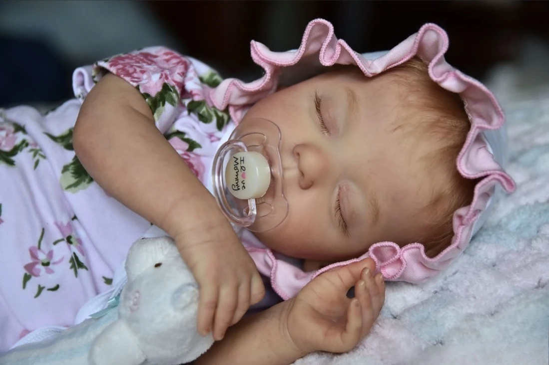 NPK 20 '' Kit bambola rinata non verniciata incompiuta Alessia Parti vuote fai da te con corpo in tessuto Colore fresco Tocco morbido