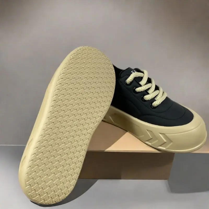 Zapatos de cuero para mujer, cesta de cuña, zapatillas informales para mujer, zuecos con punta redonda que combinan con todo, plataforma deportiva de cuero genuino para otoño 2024