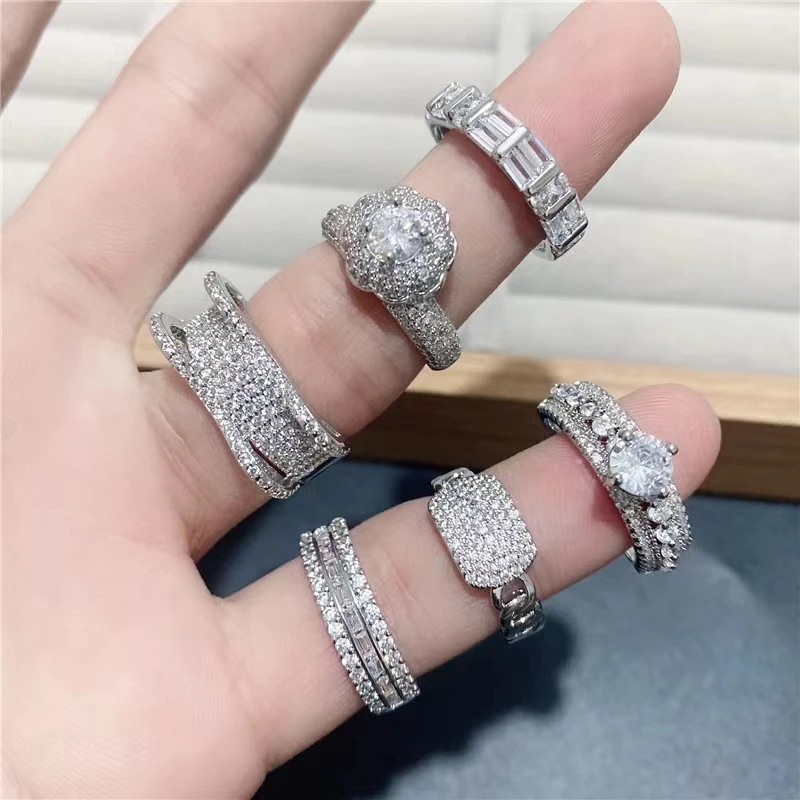 Wholesale 20/50Pcs/Lot Inlaid Zircon Copper Alloy Women\'s Ring Korean luxurious Mixed Styles Finger Accessories Jewelry Gifts